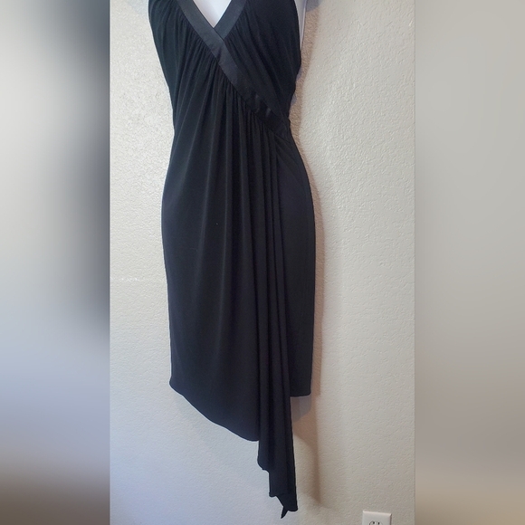 Silk Laundry Shelli Segal LBD Black Halter Open Back Asymetrical Dress Size 6 - Picture 5 of 9